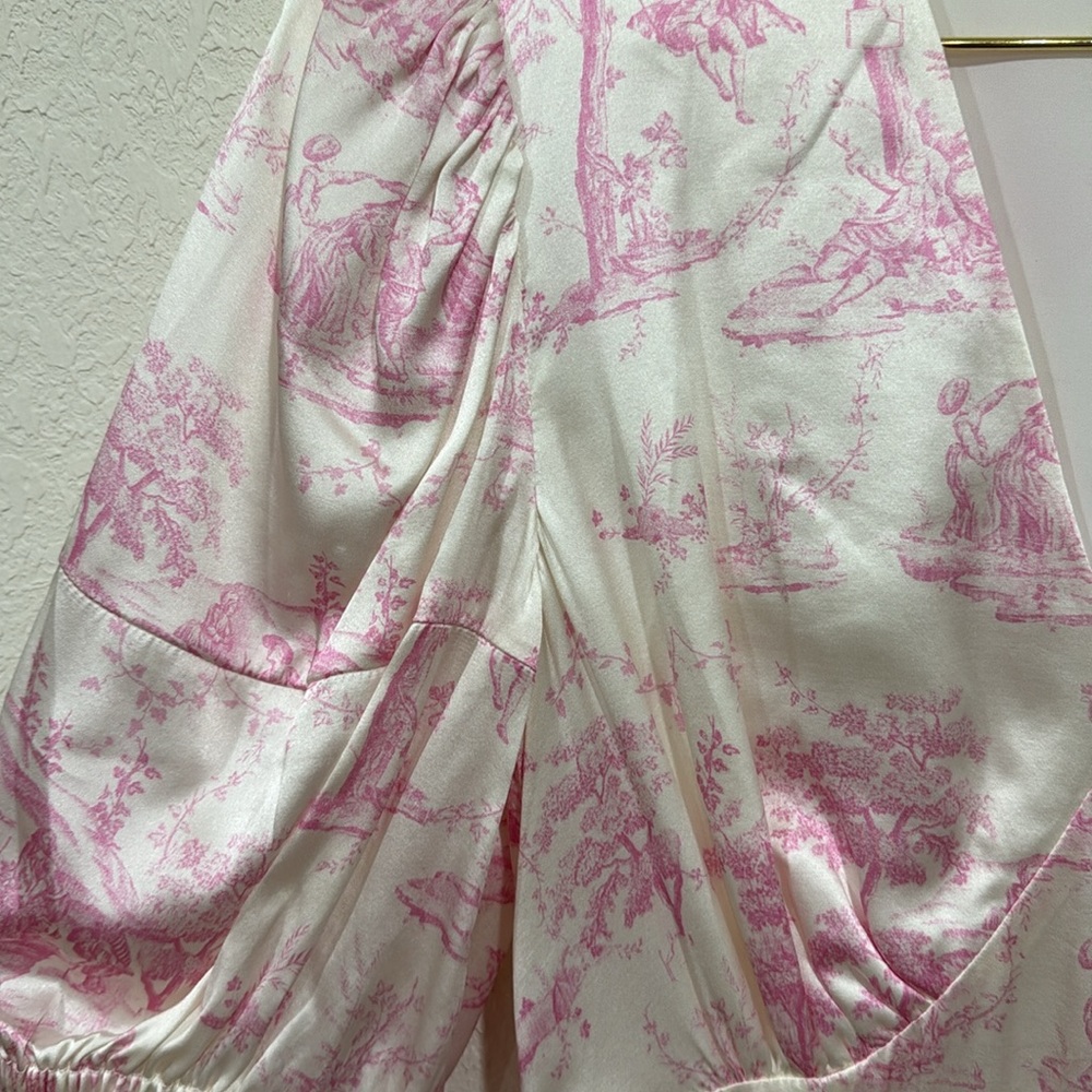 Maison Amory toile Pink and White V-Neck silk Dress never worn - Picture 4 of 5